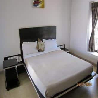 Four Bedroom Luxury Bungalow In Panchgani, Panchgani 4